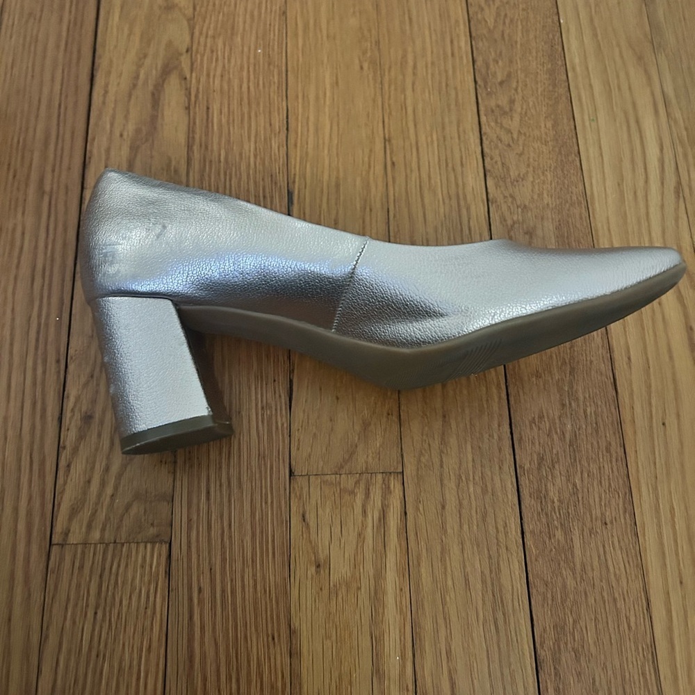 Naturalizer Heels Size 11 - Picture 6 of 14